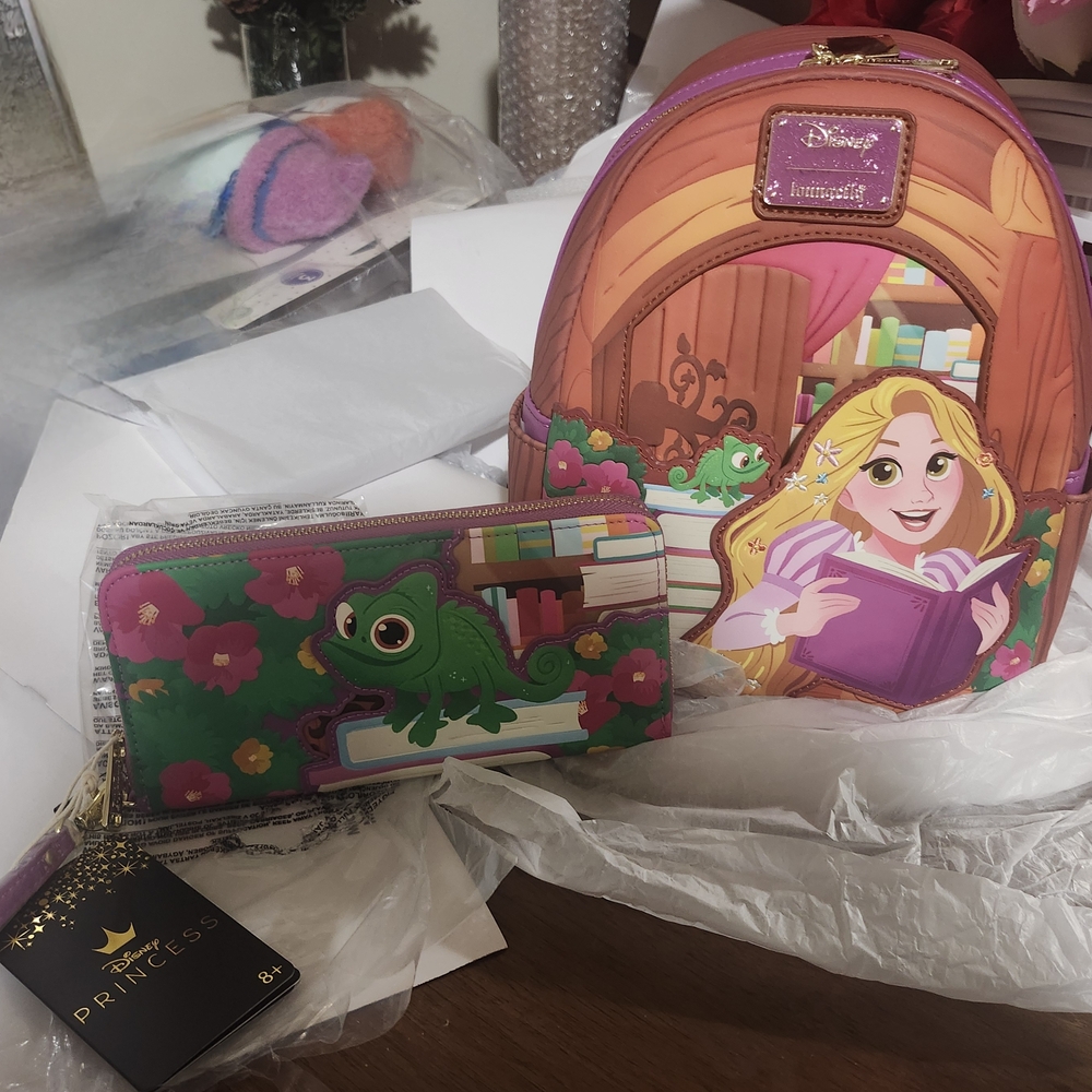 Disney Rapunzel Backpack and Wallet Set - Purple and Green